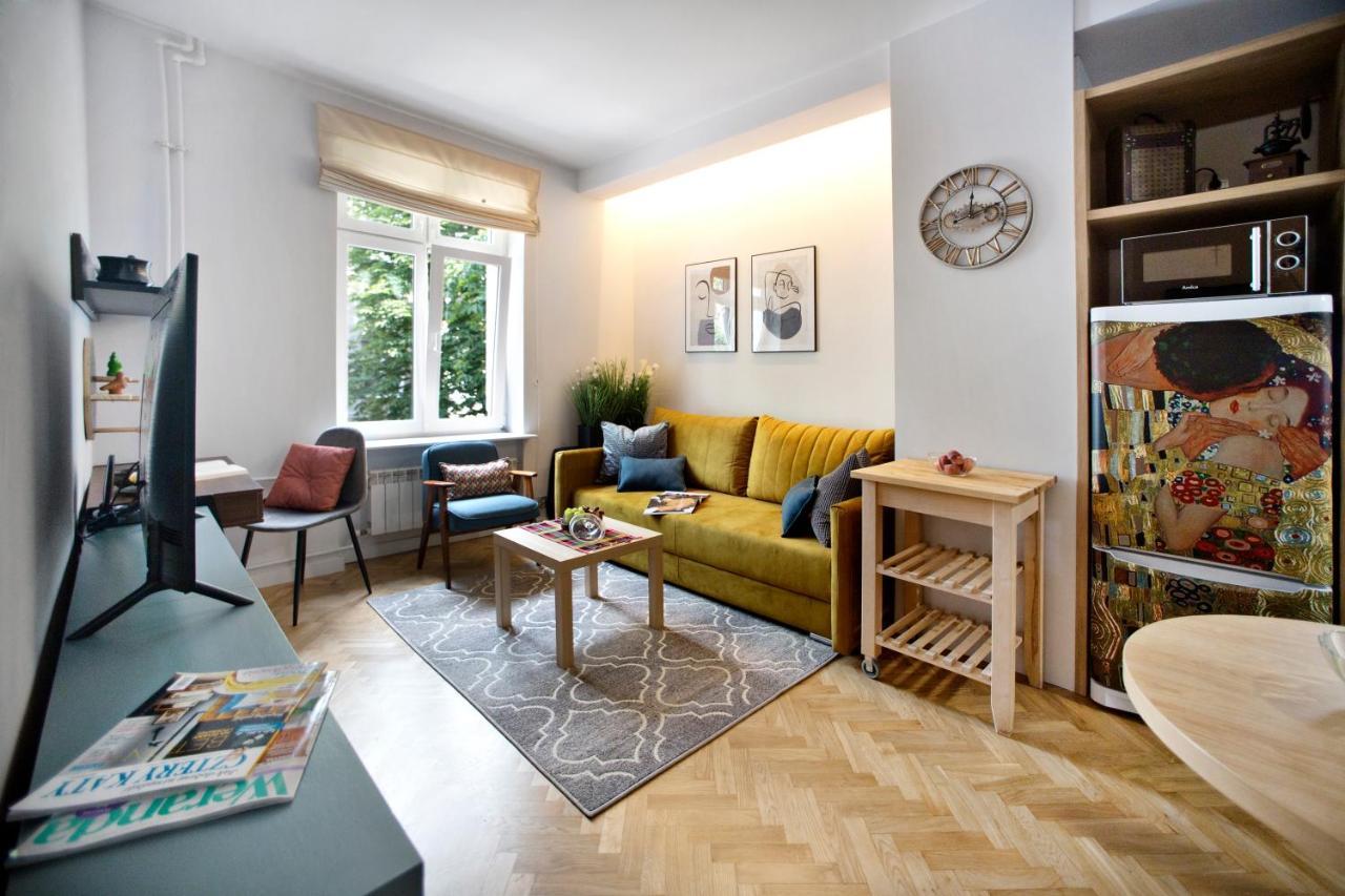 Ochota P&O Serviced Apartments Варшава Экстерьер фото